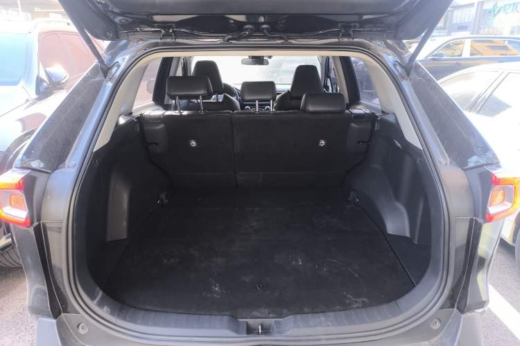 Used Toyota Wildlander New Energy 2021 High-Performance Edition 2.5L Two-Wheel Drive Powerful Version Trunk