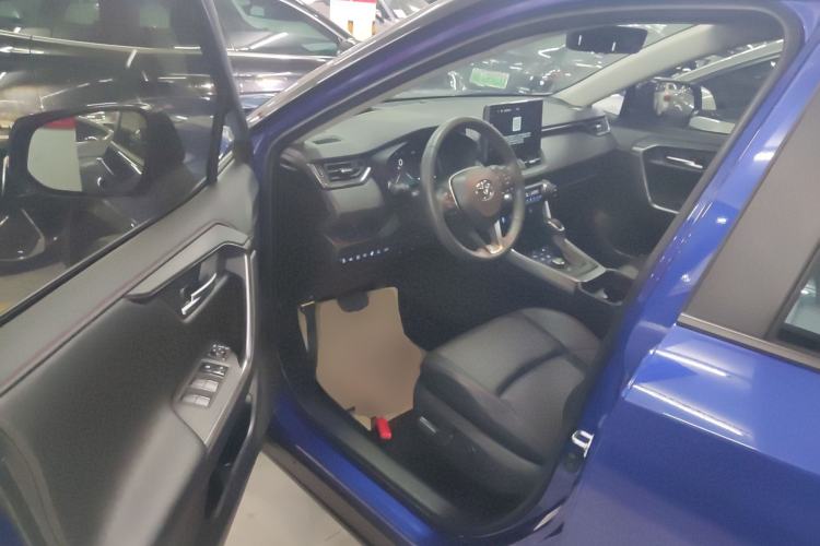 Used Toyota Wildlander New Energy 2021 High-Performance Edition 2.5L Four-Wheel Drive Powerful Version Driver Seat