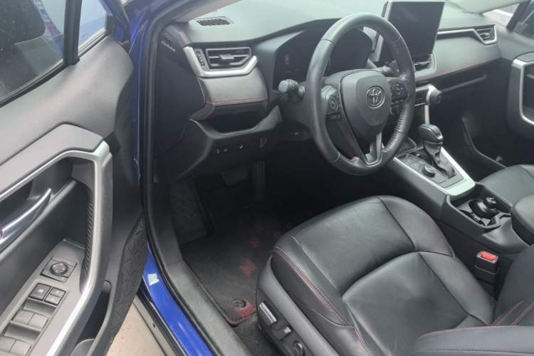 Used Toyota Wildlander New Energy 2021 High-Performance Edition 2.5L Two-Wheel Drive Powerful Version Driver Seat