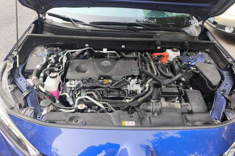 Used Toyota Wildlander New Energy 2021 High-Performance Edition 2.5L Two-Wheel Drive Powerful Version Engine Bay