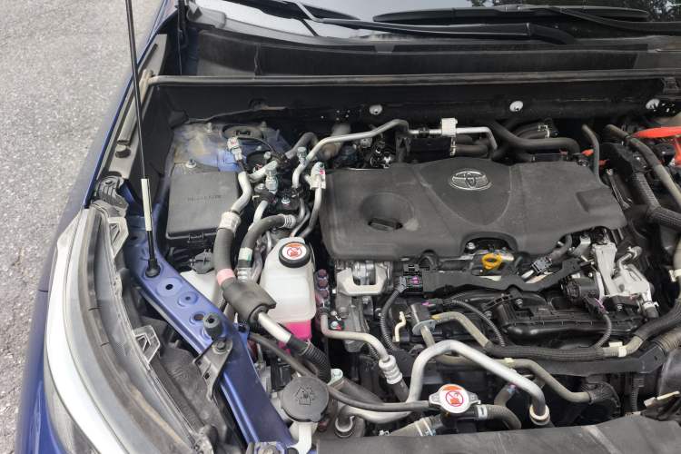 Used Toyota Wildlander New Energy 2021 High-Performance Edition 2.5L Two-Wheel Drive Powerful Version Engine Bay Right