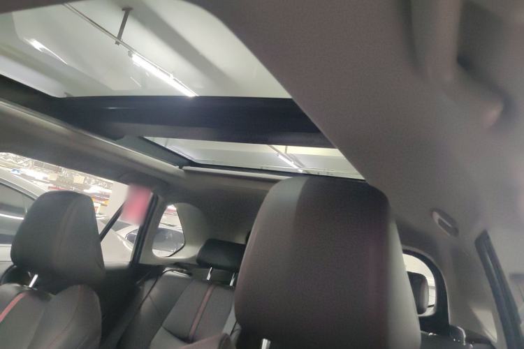 Used Toyota Wildlander New Energy 2021 High-Performance Edition 2.5L Four-Wheel Drive Powerful Version Headliner