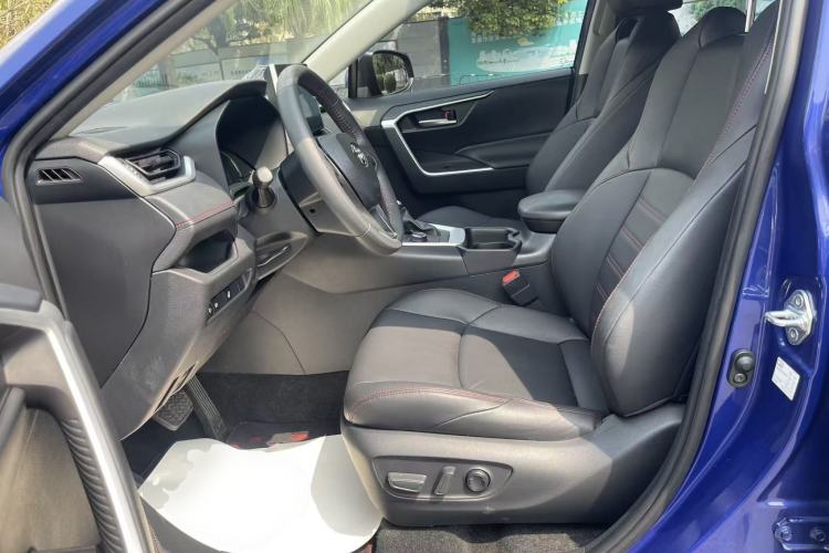 Used Toyota Wildlander New Energy 2021 High-Performance Edition 2.5L Two-Wheel Drive Powerful Version Left Front Seat