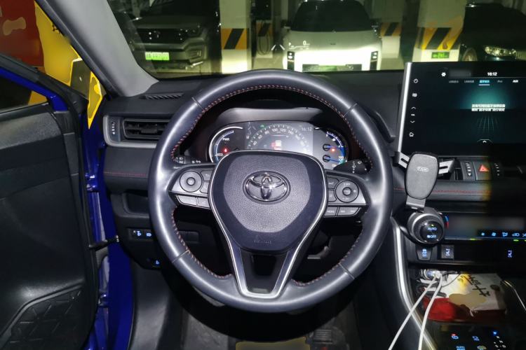 Used Toyota Wildlander New Energy 2021 High-Performance Edition 2.5L Two-Wheel Drive Powerful Version Steering Wheel