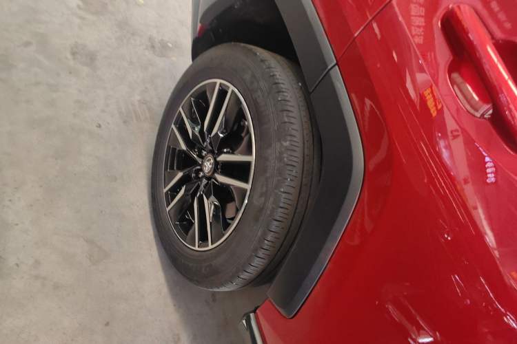 Used Toyota Wildlander New Energy 2021 High-Performance Edition 2.5L Two-Wheel Drive Powerful Version Exterior 8