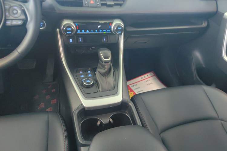 Used Toyota Wildlander New Energy 2021 High-Performance Edition 2.5L Two-Wheel Drive Powerful Version Gear Lever