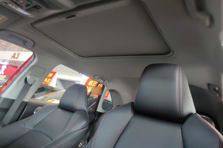 Used Toyota Wildlander New Energy 2021 High-Performance Edition 2.5L Two-Wheel Drive Powerful Version Headliner