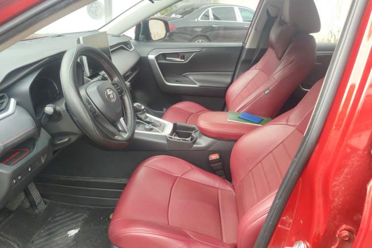 Used Toyota Wildlander New Energy 2021 High-Performance Edition 2.5L Two-Wheel Drive Powerful Version Left Front Seat