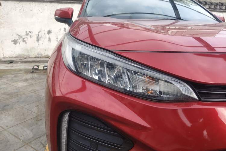 Used Toyota Wildlander New Energy 2021 High-Performance Edition 2.5L Two-Wheel Drive Powerful Version Right Front Headlight