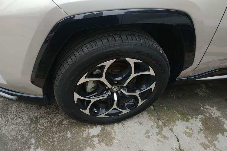 Used Toyota Wildlander New Energy 2021 High-Performance Edition 2.5L Four-Wheel Drive GT Version Exterior 4