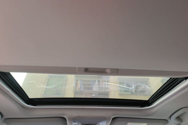 Used Toyota Wildlander New Energy 2021 High-Performance Edition 2.5L Two-Wheel Drive Powerful Version Headliner