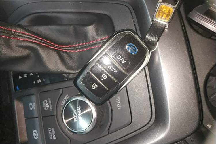 Used Toyota Wildlander New Energy 2021 High-Performance Edition 2.5L Four-Wheel Drive GT Version Interior 1