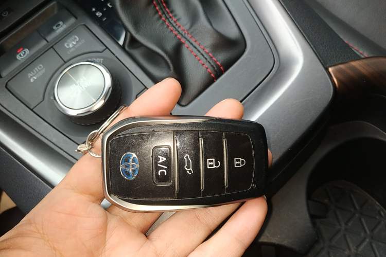 Used Toyota Wildlander New Energy 2021 High-Performance Edition 2.5L Four-Wheel Drive GT Version Interior 1