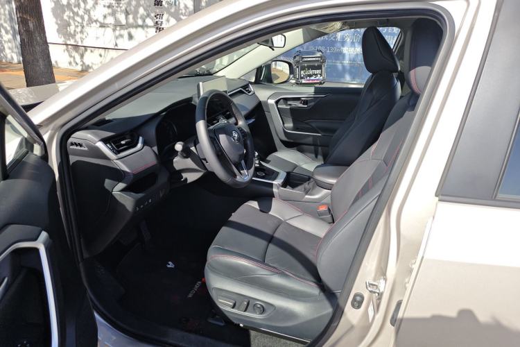 Used Toyota Wildlander New Energy 2021 High-Performance Edition 2.5L Two-Wheel Drive Powerful Version Left Front Seat