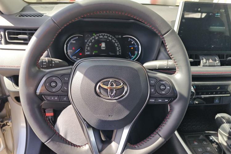 Used Toyota Wildlander New Energy 2021 High-Performance Edition 2.5L Two-Wheel Drive Powerful Version Steering Wheel