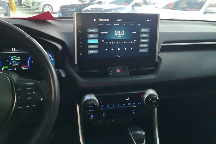 Used Toyota Wildlander New Energy 2021 High-Performance Edition 2.5L Four-Wheel Drive Powerful Version Audio And AC Panel