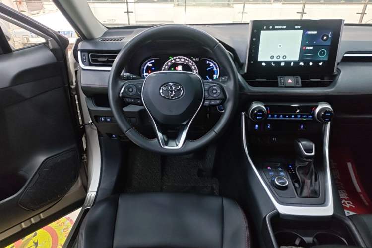 Used Toyota Wildlander New Energy 2021 High-Performance Edition 2.5L Two-Wheel Drive Powerful Version Audio And AC Panel