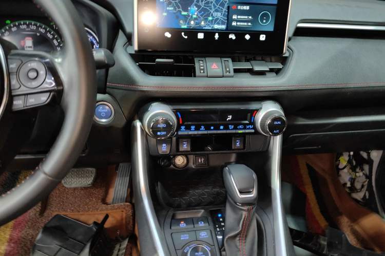 Used Toyota Wildlander New Energy 2021 High-Performance Edition 2.5L Two-Wheel Drive Powerful Version Audio And AC Panel