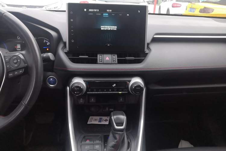 Used Toyota Wildlander New Energy 2021 High-Performance Edition 2.5L Four-Wheel Drive Powerful Version Audio And AC Panel