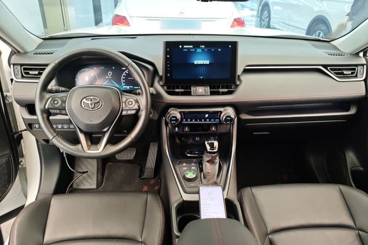 Used Toyota Wildlander New Energy 2021 High-Performance Edition 2.5L Four-Wheel Drive Powerful Version Center Console