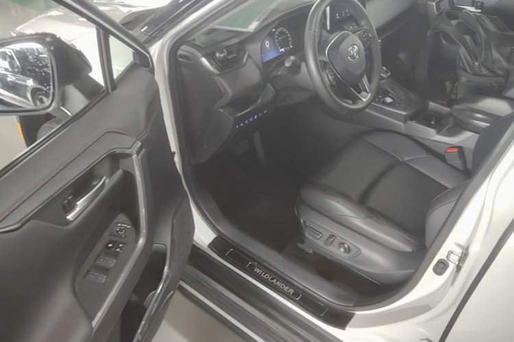 Used Toyota Wildlander New Energy 2021 High-Performance Edition 2.5L Four-Wheel Drive GT Version Driver Seat