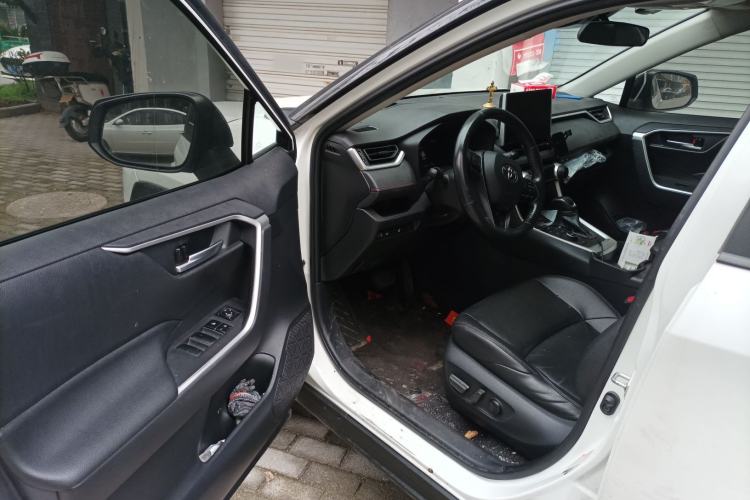 Used Toyota Wildlander New Energy 2021 High-Performance Edition 2.5L Four-Wheel Drive Powerful Version Driver Seat