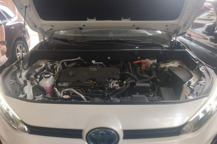 Used Toyota Wildlander New Energy 2021 High-Performance Edition 2.5L Two-Wheel Drive Powerful Version Engine Bay