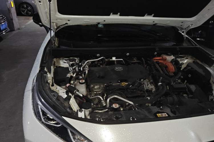 Used Toyota Wildlander New Energy 2021 High-Performance Edition 2.5L Four-Wheel Drive GT Version Engine Bay Right