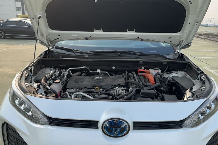 Used Toyota Wildlander New Energy 2021 High-Performance Edition 2.5L Four-Wheel Drive Powerful Version Engine Bay