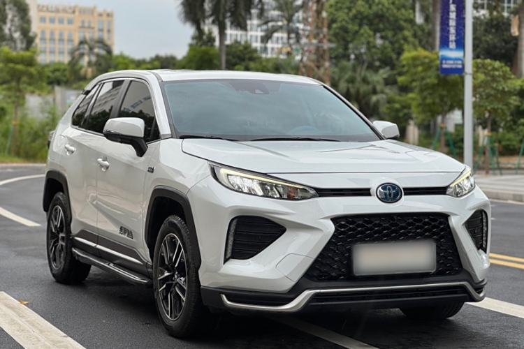 Used Toyota Wildlander New Energy 2021 High-Performance Edition 2.5L Two-Wheel Drive Powerful Version Exterior 2
