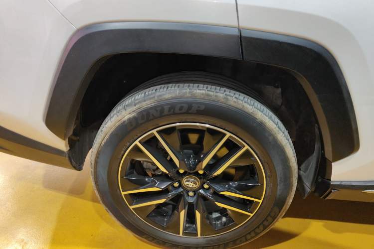 Used Toyota Wildlander New Energy 2021 High-Performance Edition 2.5L Two-Wheel Drive Powerful Version Exterior 5