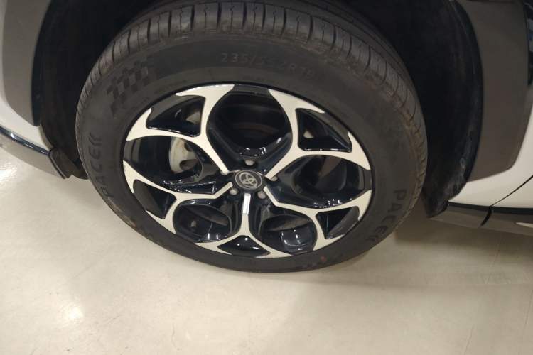 Used Toyota Wildlander New Energy 2021 High-Performance Edition 2.5L Four-Wheel Drive Powerful Version Exterior 7