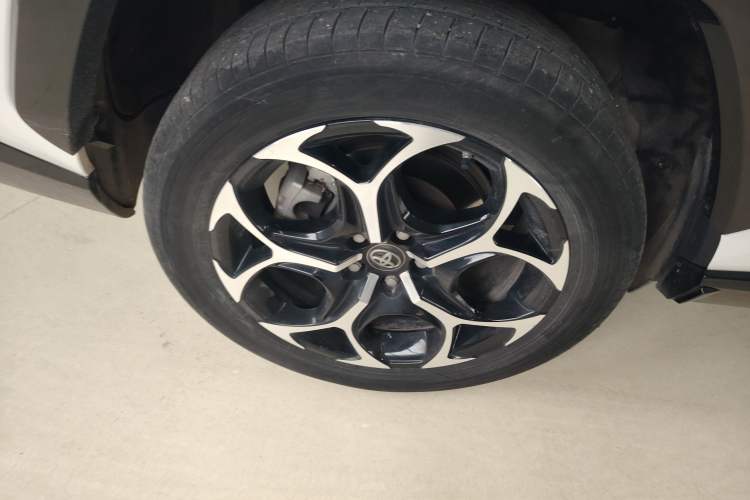 Used Toyota Wildlander New Energy 2021 High-Performance Edition 2.5L Four-Wheel Drive Powerful Version Exterior 8
