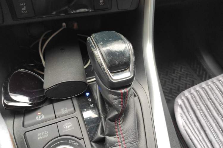 Used Toyota Wildlander New Energy 2021 High-Performance Edition 2.5L Four-Wheel Drive GT Version Gear Lever