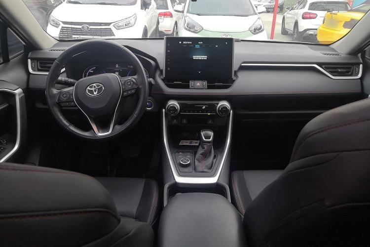Used Toyota Wildlander New Energy 2021 High-Performance Edition 2.5L Four-Wheel Drive Powerful Version Interior 2
