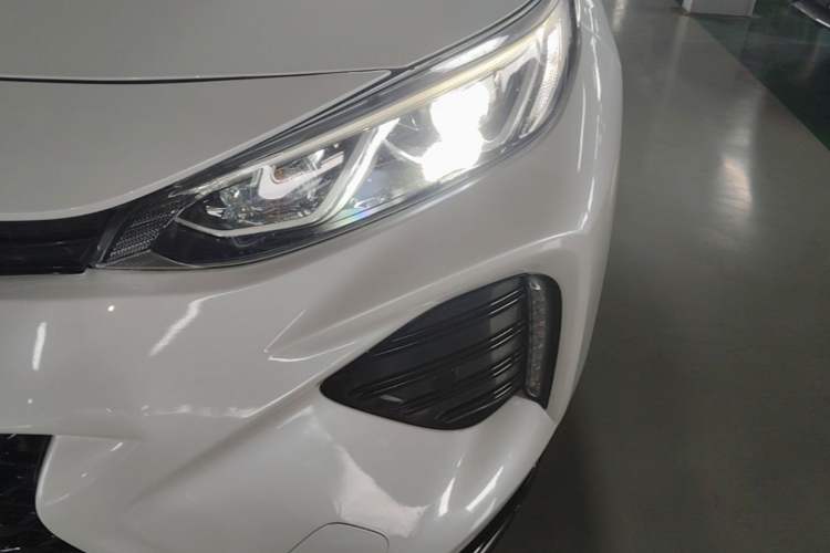 Used Toyota Wildlander New Energy 2021 High-Performance Edition 2.5L Four-Wheel Drive GT Version Left Front Headlight