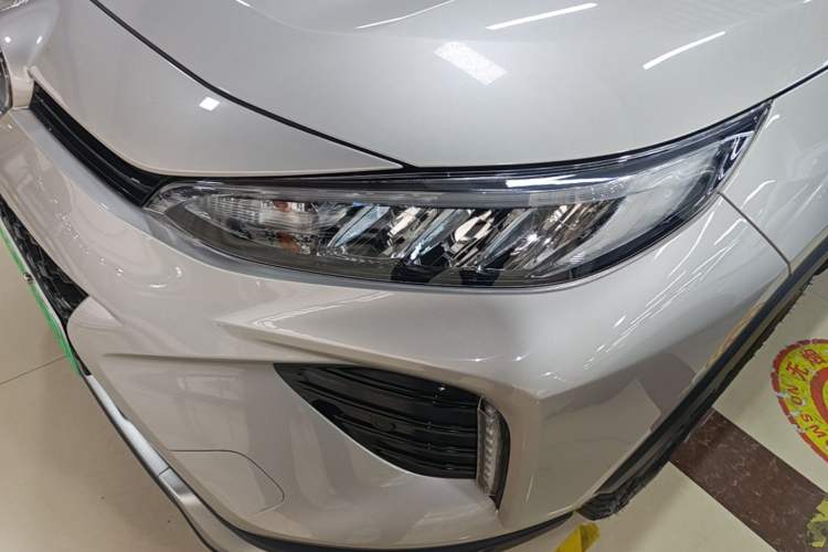 Used Toyota Wildlander New Energy 2021 High-Performance Edition 2.5L Two-Wheel Drive Powerful Version Left Front Headlight