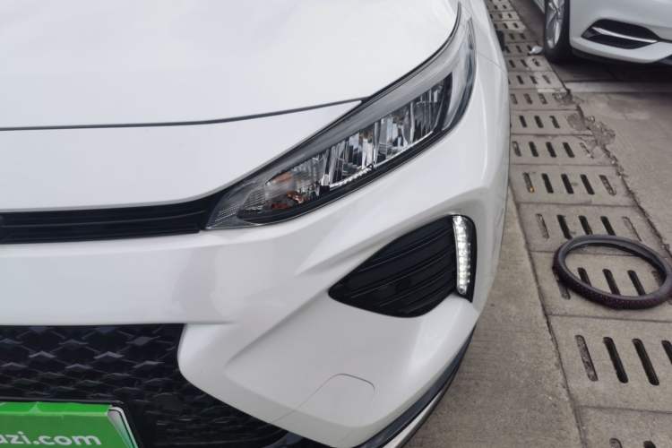 Used Toyota Wildlander New Energy 2021 High-Performance Edition 2.5L Four-Wheel Drive Powerful Version Left Front Headlight