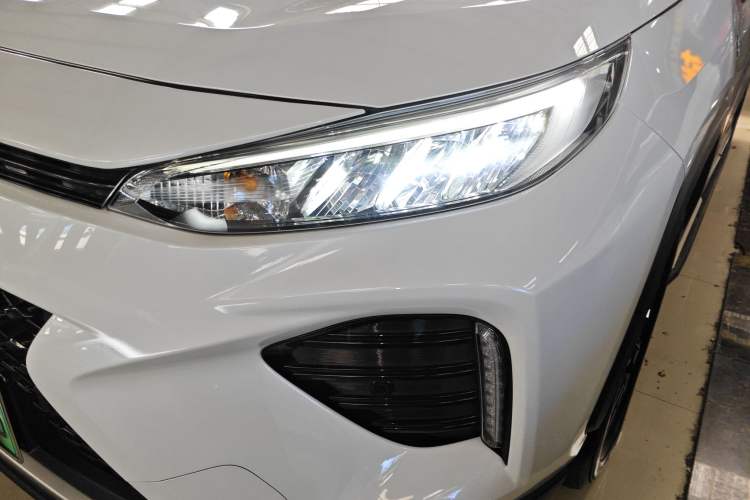 Used Toyota Wildlander New Energy 2021 High-Performance Edition 2.5L Two-Wheel Drive Powerful Version Left Front Headlight