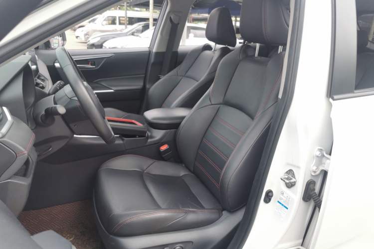 Used Toyota Wildlander New Energy 2021 High-Performance Edition 2.5L Four-Wheel Drive Powerful Version Left Front Seat