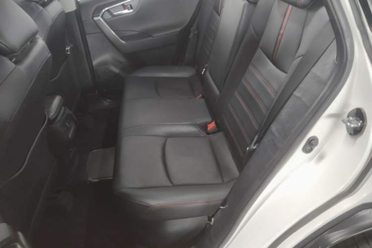Used Toyota Wildlander New Energy 2021 High-Performance Edition 2.5L Four-Wheel Drive GT Version Left Rear Seat
