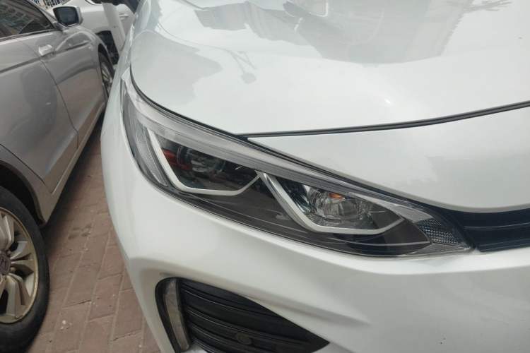 Used Toyota Wildlander New Energy 2021 High-Performance Edition 2.5L Four-Wheel Drive GT Version Right Front Headlight
