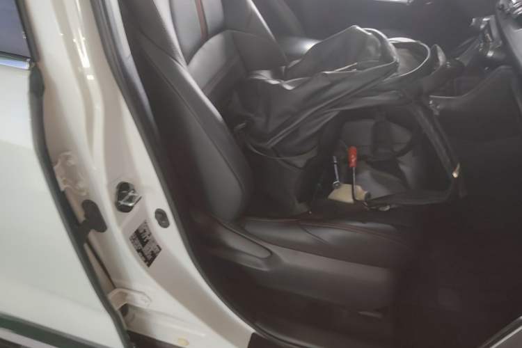 Used Toyota Wildlander New Energy 2021 High-Performance Edition 2.5L Four-Wheel Drive GT Version Right Front Seat