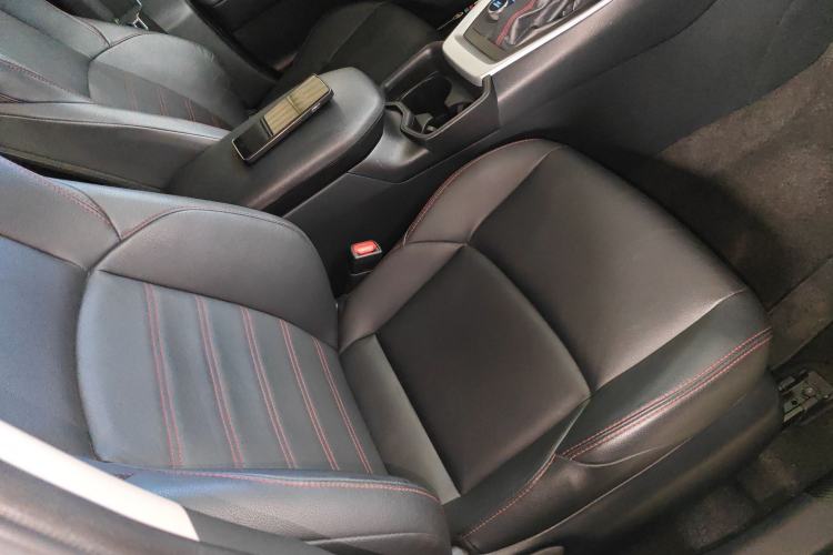 Used Toyota Wildlander New Energy 2021 High-Performance Edition 2.5L Two-Wheel Drive Powerful Version Right Front Seat