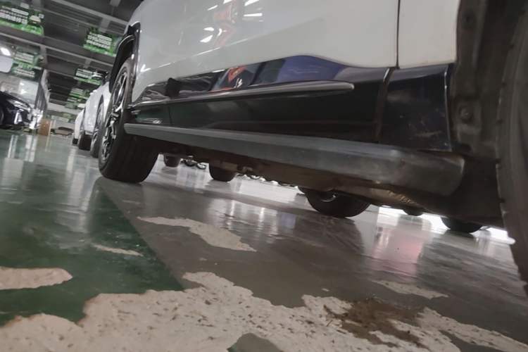 Used Toyota Wildlander New Energy 2021 High-Performance Edition 2.5L Four-Wheel Drive GT Version Right Side Sill