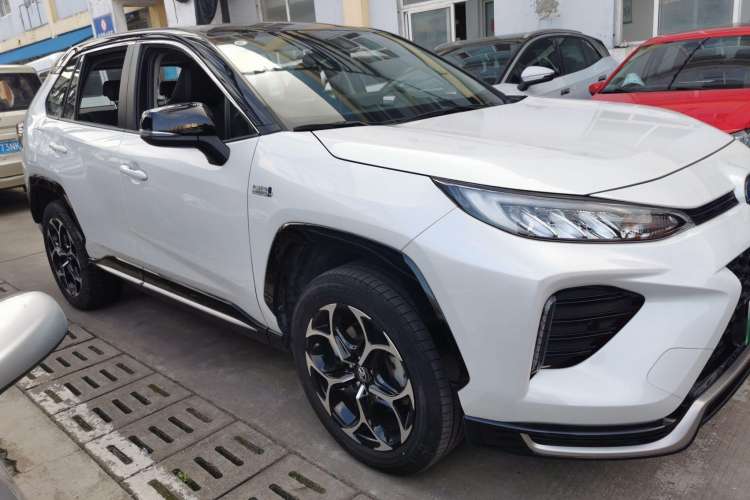 Used Toyota Wildlander New Energy 2021 High-Performance Edition 2.5L Four-Wheel Drive Powerful Version Right Side