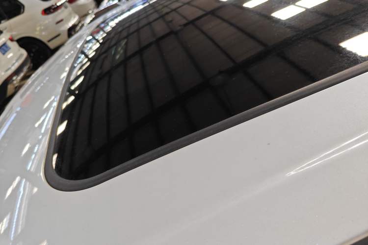Used Toyota Wildlander New Energy 2021 High-Performance Edition 2.5L Two-Wheel Drive Powerful Version Roof