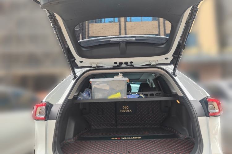 Used Toyota Wildlander New Energy 2021 High-Performance Edition 2.5L Four-Wheel Drive GT Version Trunk