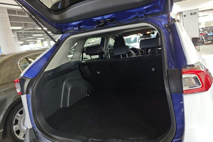 Used Toyota Wildlander New Energy 2021 High-Performance Edition 2.5L Two-Wheel Drive Powerful Version Trunk