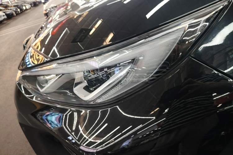 Used Toyota Wildlander New Energy 2023 High-Performance Edition 2.5L Four-Wheel Drive GT Version Left Front Headlight